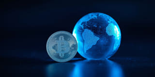 Aset kripto yang terintegrasi ke dalam sistem keuangan global arus utama