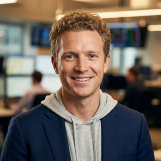 Ryan Brooks, Analis Trading Utama di Garuda Kapitava
